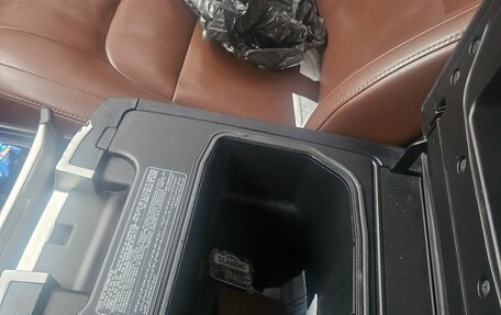 Toyota Land Cruiser 200, 2018 год, 6 200 000 рублей, 12 фотография