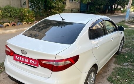 KIA Rio III рестайлинг, 2013 год, 645 000 рублей, 2 фотография