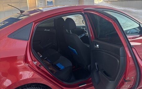 Hyundai Solaris II рестайлинг, 2011 год, 730 000 рублей, 10 фотография