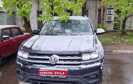 Volkswagen Teramont I, 2018 год, 2 890 000 рублей, 2 фотография