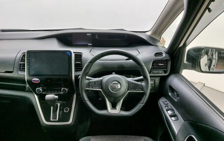 Nissan Serena IV, 2016 год, 2 020 000 рублей, 11 фотография