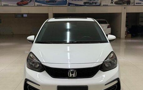 Honda Fit, 2022 год, 1 310 000 рублей, 2 фотография
