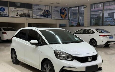 Honda Fit, 2022 год, 1 310 000 рублей, 3 фотография
