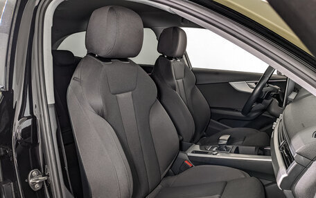 Audi A4, 2019 год, 3 382 500 рублей, 24 фотография