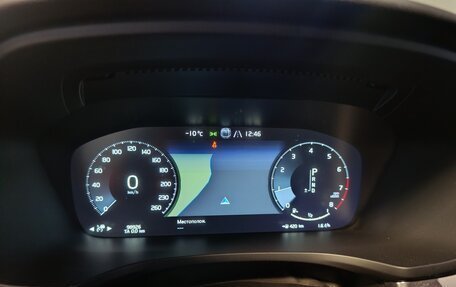 Volvo V60 Cross Country II, 2021 год, 4 000 000 рублей, 12 фотография