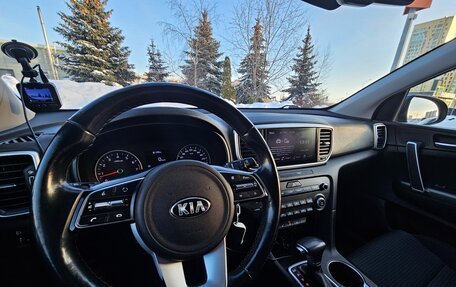 KIA Sportage IV рестайлинг, 2020 год, 1 850 000 рублей, 17 фотография