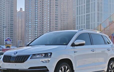 Skoda Karoq I, 2022 год, 1 500 000 рублей, 2 фотография