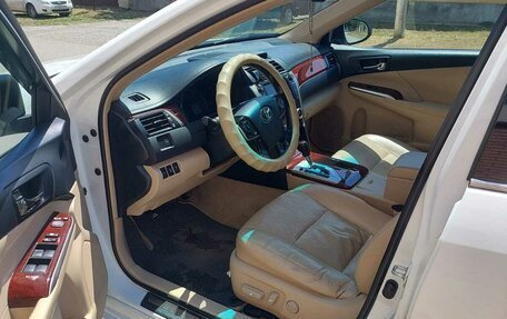 Toyota Camry, 2013 год, 1 500 000 рублей, 2 фотография