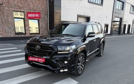 Toyota Land Cruiser 200, 2019 год, 8 150 000 рублей, 4 фотография