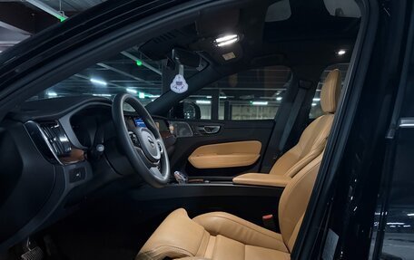 Volvo XC60 II, 2023 год, 5 450 000 рублей, 9 фотография