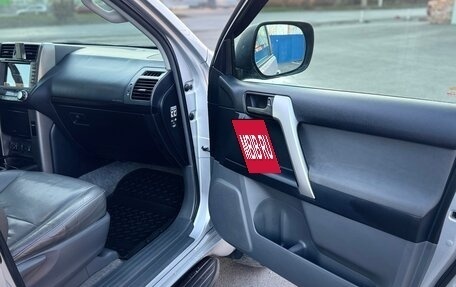 Toyota Land Cruiser Prado 150 рестайлинг 2, 2010 год, 2 550 000 рублей, 20 фотография