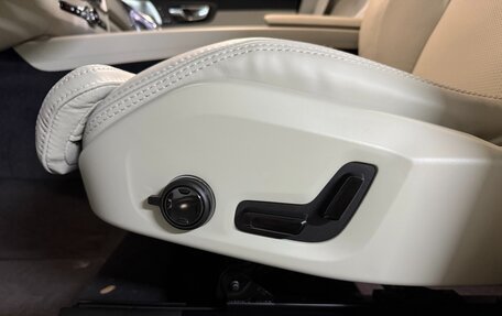 Volvo XC60 II, 2026 год, 7 250 000 рублей, 13 фотография