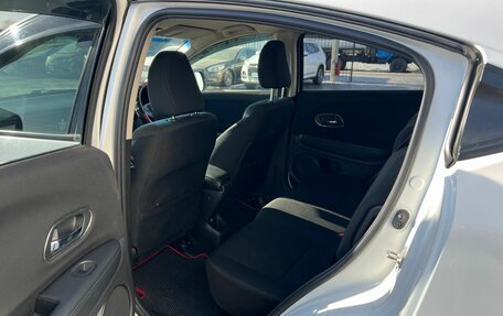 Honda Vezel, 2015 год, 1 429 000 рублей, 17 фотография