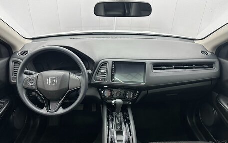 Honda Vezel, 2021 год, 1 840 000 рублей, 6 фотография