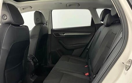 Skoda Karoq I, 2022 год, 1 440 000 рублей, 6 фотография