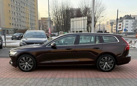 Volvo V60 II, 2023 год, 5 750 000 рублей, 7 фотография