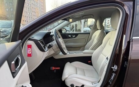 Volvo V60 II, 2023 год, 5 750 000 рублей, 14 фотография