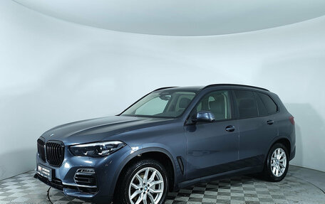 BMW X5, 2019 год, 5 990 000 рублей, 1 фотография