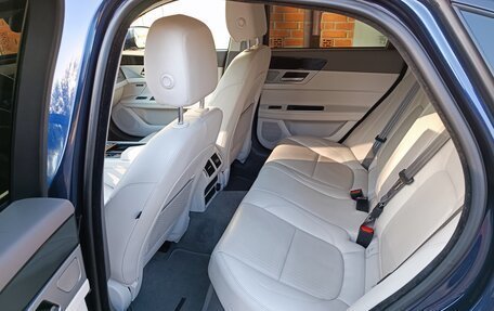 Jaguar XF II, 2017 год, 2 510 000 рублей, 8 фотография