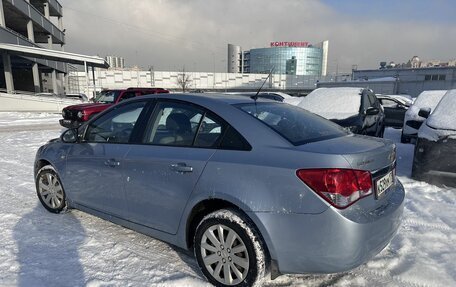 Chevrolet Cruze II, 2011 год, 599 000 рублей, 2 фотография