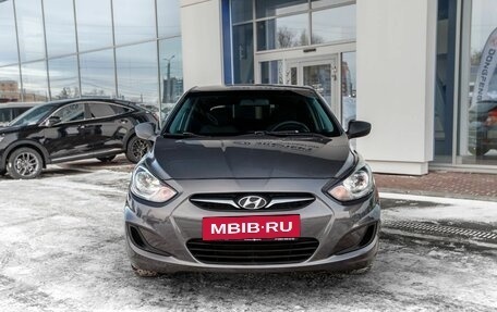 Hyundai Solaris II рестайлинг, 2011 год, 630 000 рублей, 2 фотография