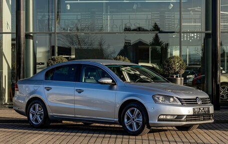 Volkswagen Passat B7, 2011 год, 995 000 рублей, 3 фотография