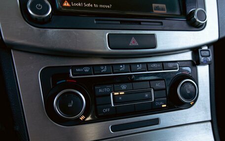 Volkswagen Passat B7, 2011 год, 995 000 рублей, 15 фотография