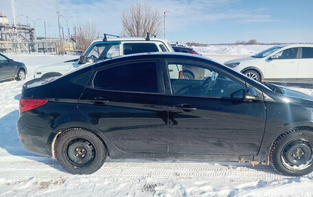 Hyundai Solaris II рестайлинг, 2011 год, 660 000 рублей, 4 фотография