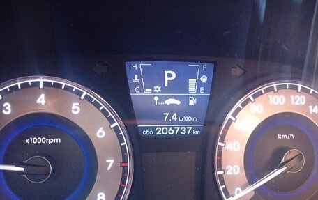 Hyundai Solaris II рестайлинг, 2011 год, 660 000 рублей, 9 фотография