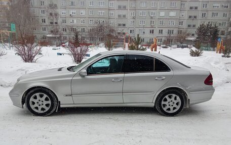 Mercedes-Benz E-Класс, 2003 год, 500 000 рублей, 3 фотография