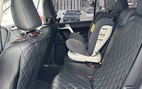 Toyota Land Cruiser Prado 150 рестайлинг 2, 2018 год, 5 900 000 рублей, 8 фотография