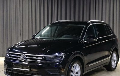 Volkswagen Tiguan II, 2018 год, 2 399 000 рублей, 1 фотография