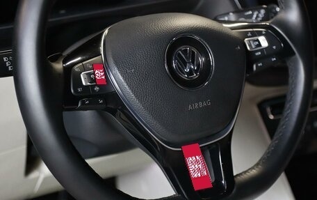 Volkswagen Tiguan II, 2018 год, 2 399 000 рублей, 14 фотография