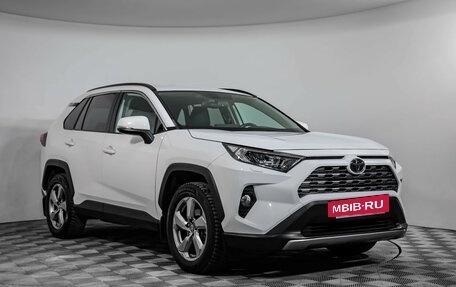 Toyota RAV4, 2022 год, 4 169 000 рублей, 3 фотография