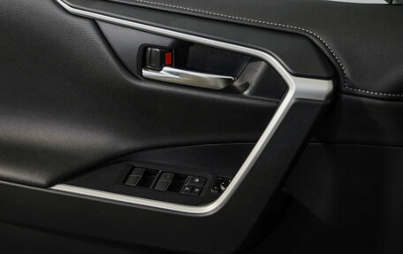 Toyota RAV4, 2022 год, 4 169 000 рублей, 21 фотография