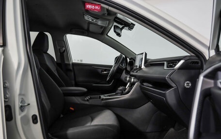 Toyota RAV4, 2022 год, 4 169 000 рублей, 24 фотография