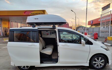 Honda Freed I, 2010 год, 1 350 000 рублей, 6 фотография