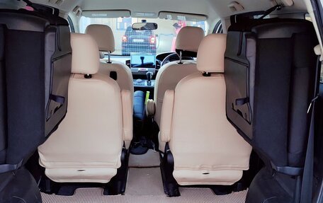 Honda Freed I, 2010 год, 1 350 000 рублей, 19 фотография