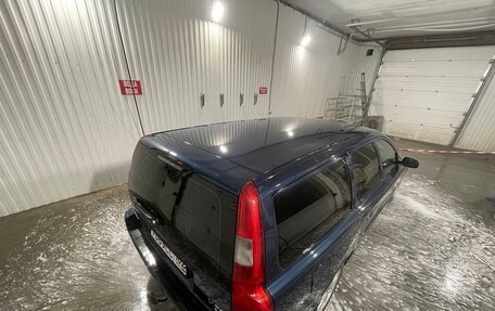 Volvo V70 III рестайлинг, 2004 год, 495 000 рублей, 3 фотография