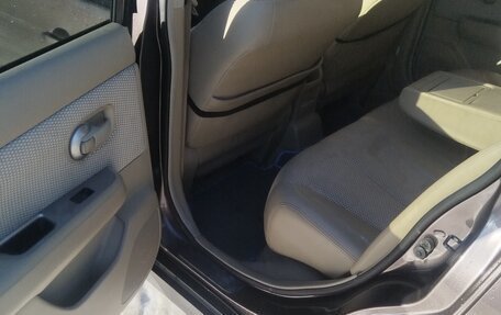 Nissan Tiida, 2007 год, 625 000 рублей, 15 фотография