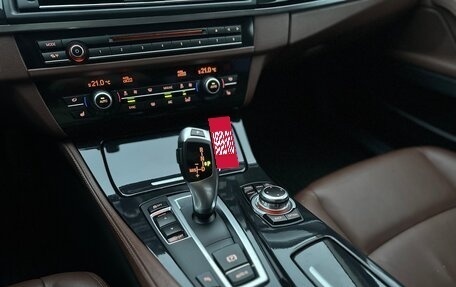 BMW 5 серия, 2013 год, 1 800 000 рублей, 11 фотография