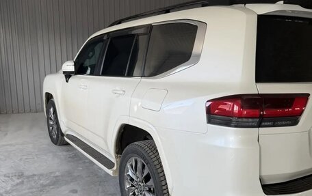 Toyota Land Cruiser, 2023 год, 10 000 000 рублей, 3 фотография