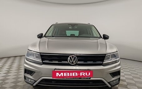 Volkswagen Tiguan II, 2020 год, 2 915 000 рублей, 2 фотография