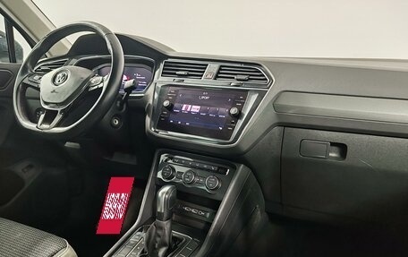 Volkswagen Tiguan II, 2020 год, 2 915 000 рублей, 11 фотография