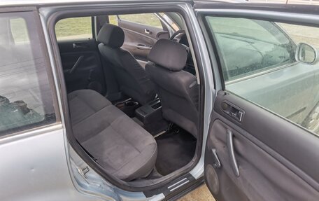 Volkswagen Passat B5+ рестайлинг, 2004 год, 305 000 рублей, 11 фотография