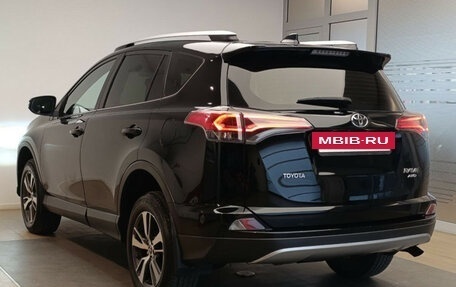 Toyota RAV4, 2019 год, 3 250 000 рублей, 6 фотография
