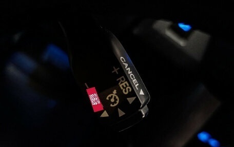 Toyota RAV4, 2019 год, 3 250 000 рублей, 14 фотография