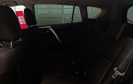 Toyota RAV4, 2019 год, 3 250 000 рублей, 8 фотография