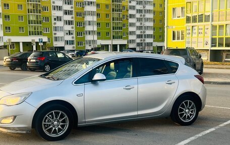 Opel Astra J, 2011 год, 550 000 рублей, 8 фотография