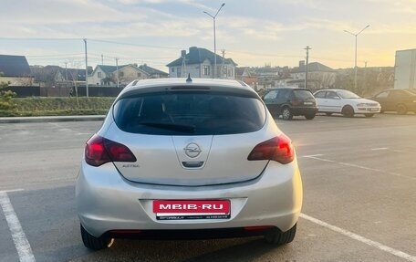 Opel Astra J, 2011 год, 550 000 рублей, 11 фотография